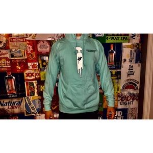 Adams polishes hoodie